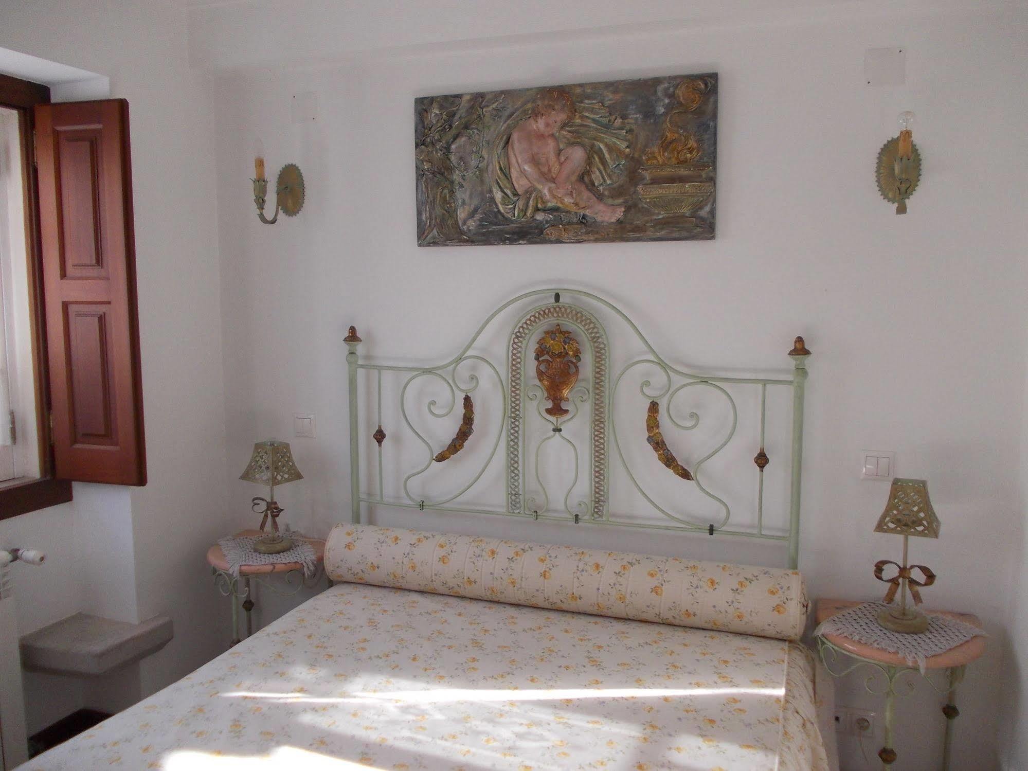 Casa De S. Thiago De Obidos Hotel Екстериор снимка